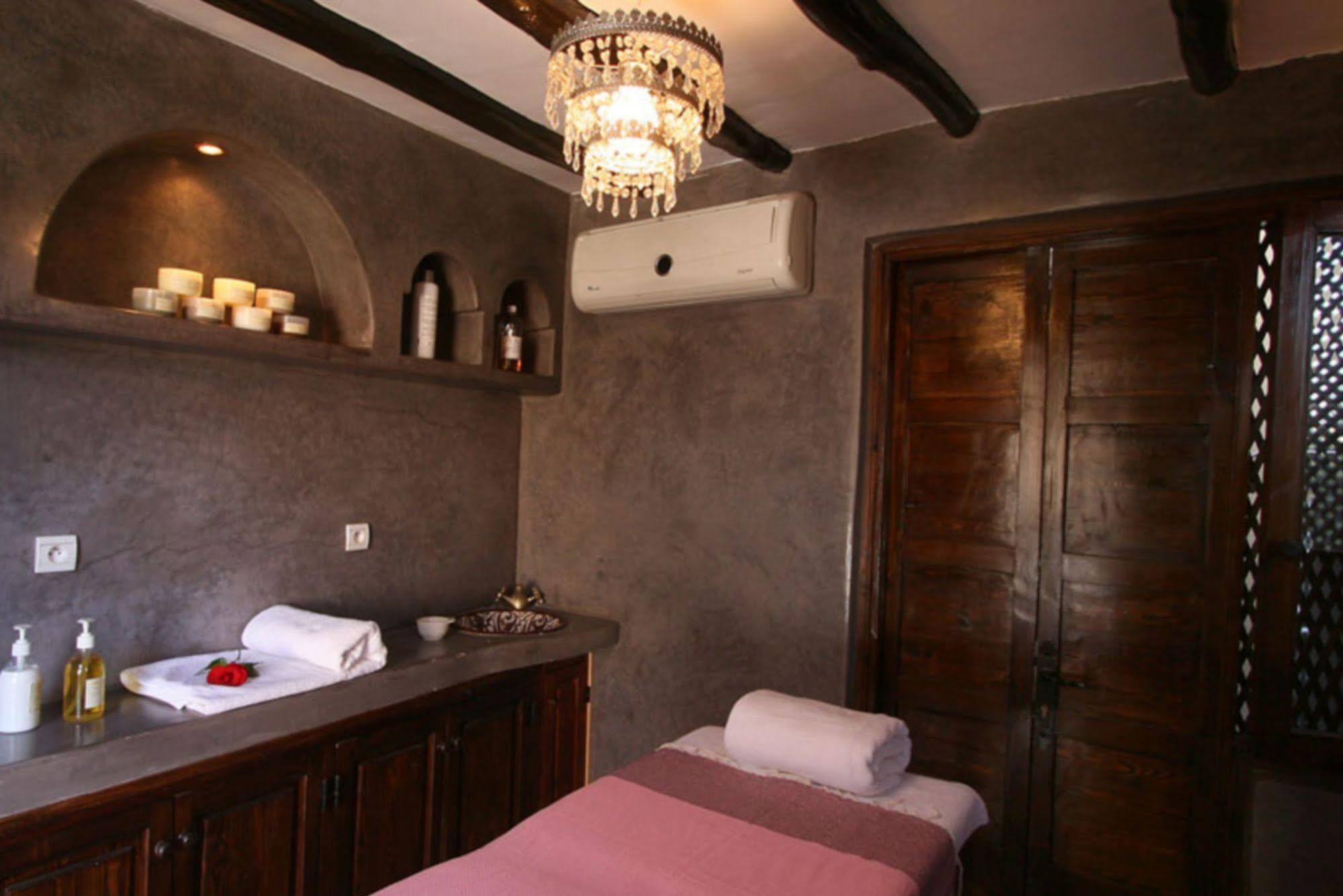 Riad Elytis Marrakesh Bagian luar foto